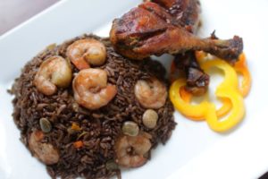 Read more about the article Black Mushroom Rice with Shrimp and Baked Chicken