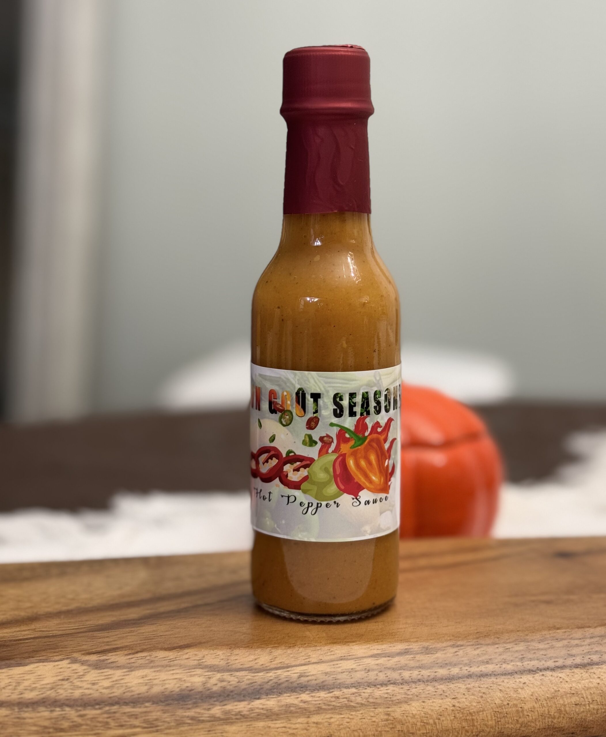 small-organic-hot-pepper-sauce-gift-box-original-garlic.jpg